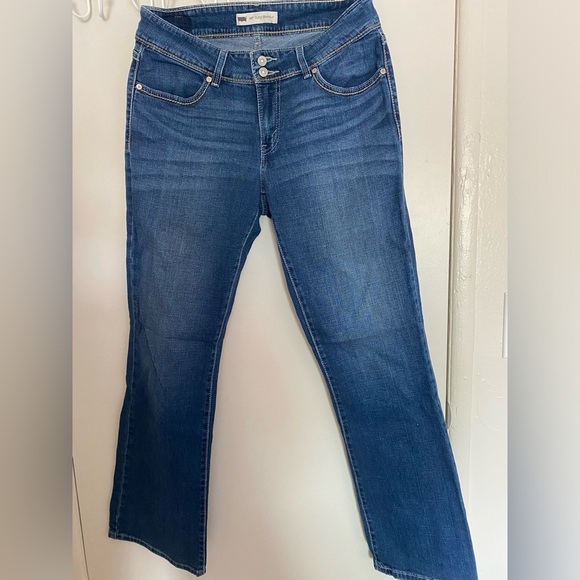 Levi's Denim - Levi’s Classic Blue Women's‎ Jeans